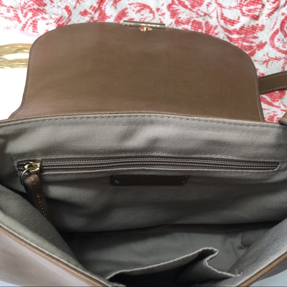 The Limited Messenger Purse, Shoulder or Crossbody - Picture 6 of 8